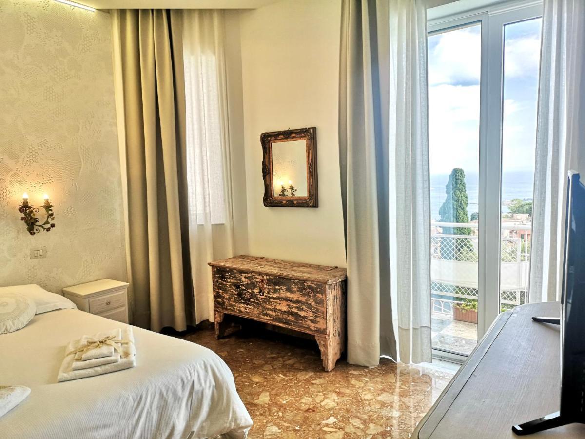 Villa Giannina B&B ตาออร์มินา ภายนอก รูปภาพ