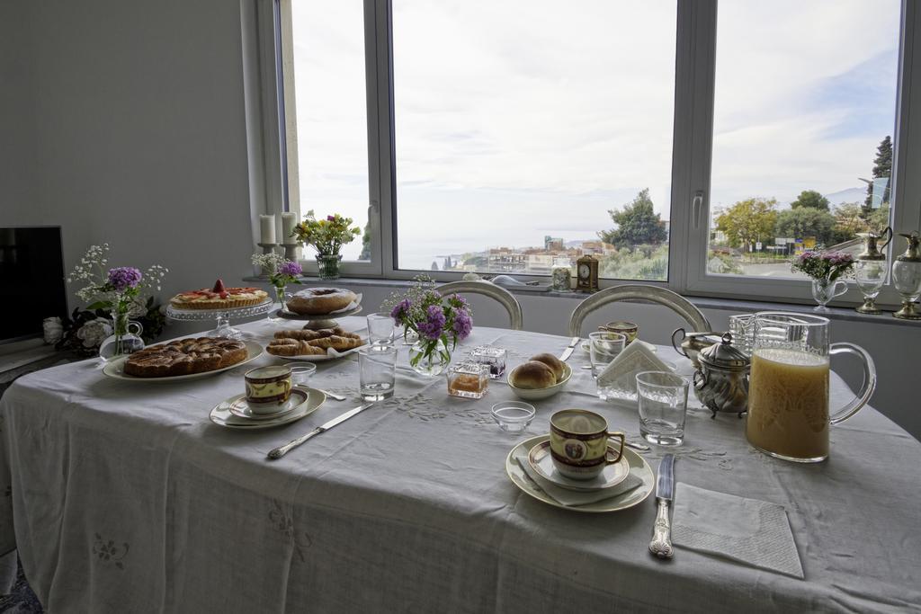 Villa Giannina B&B ตาออร์มินา ภายนอก รูปภาพ